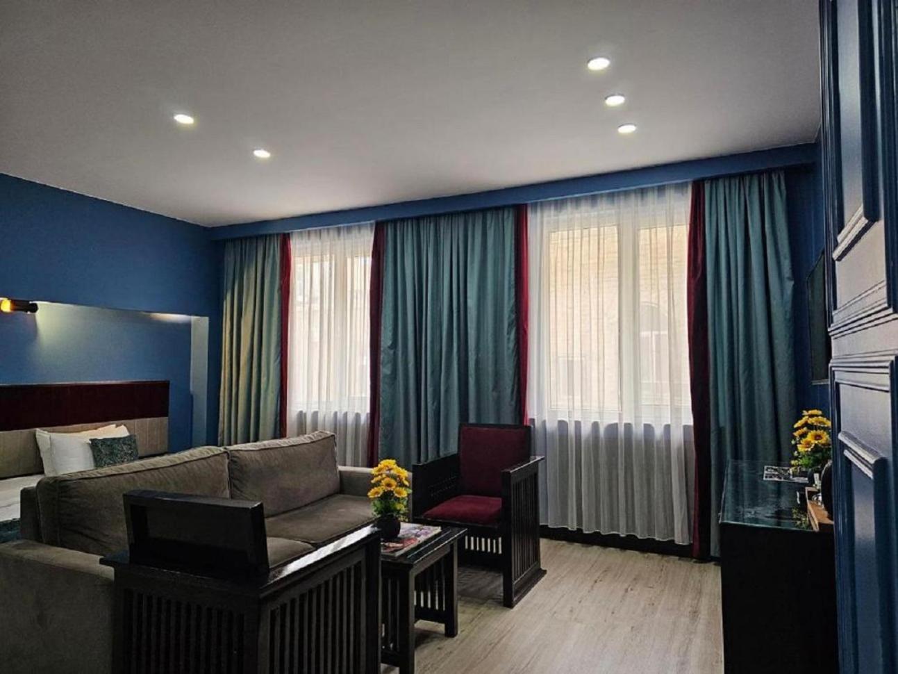 Hotel Vitrage 4*